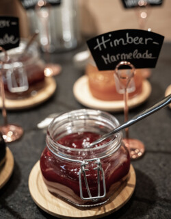 Selbstgemachte Marmelade im Hotel Diellehen in Großarl.