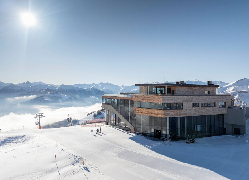 Das neue Restaurant Wolke 7 im Winter in Großarltal, Salzburg