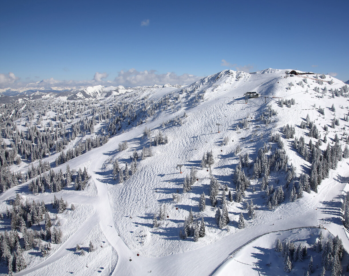 Wunderbar breites Skipisten laden zum Sonnenskilauf im Großarltal.